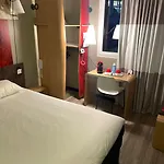 ホテル Ibis En Bresse 3*