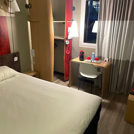 Hotel Ibis En Bresse 3*