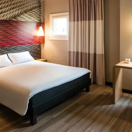 Hotel Ibis En Bresse 3*