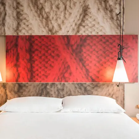Hotel Ibis En Bresse 3*