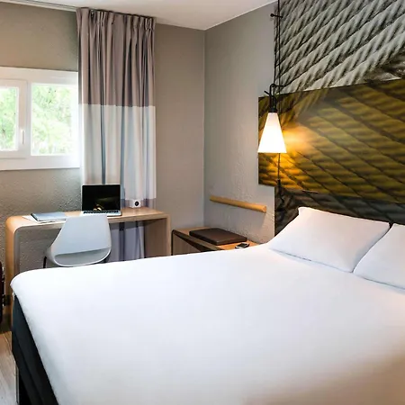 Ibis En Bresse Hotel 3*