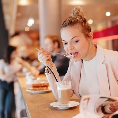 Ibis En Bresse 부르앙브레스