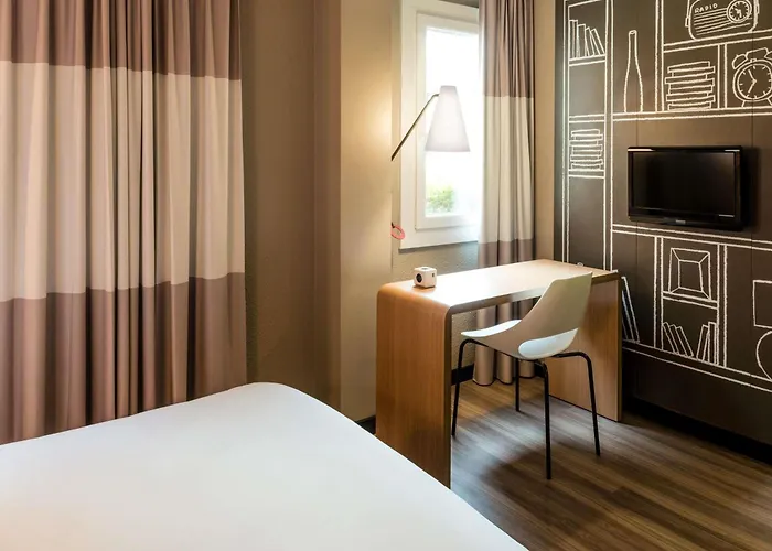 Hotell Ibis En Bresse