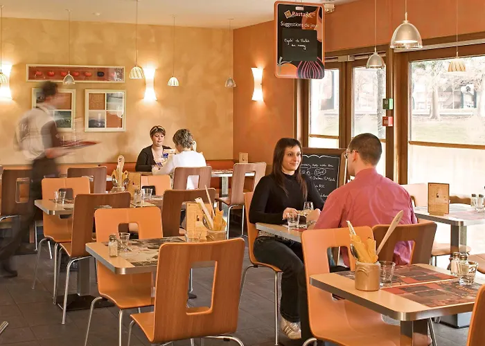 Ibis En Bresse Бург-ан-Бресс